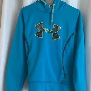 Under armour sweatshirt